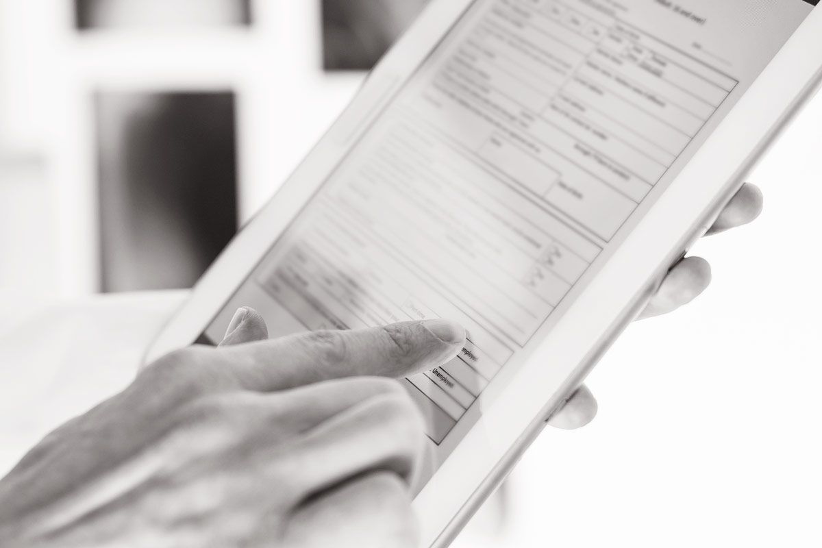 Retail Digital Accounts - online shopper